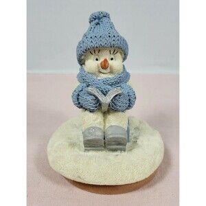 Snow Buddies - Blizzy Sitting and Reading Candle Topper - snowman